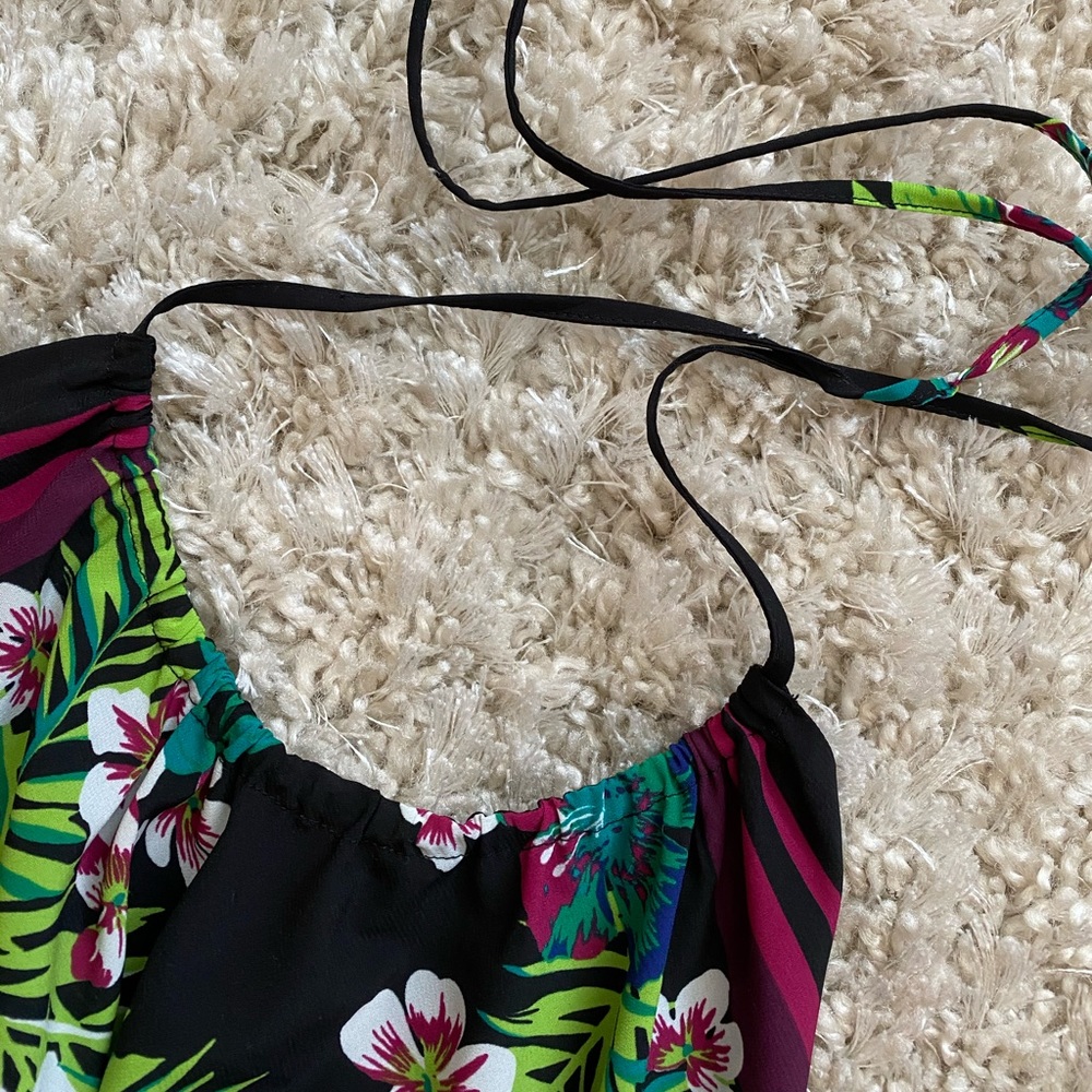 Summer Top ✨ - Picture 5 of 7